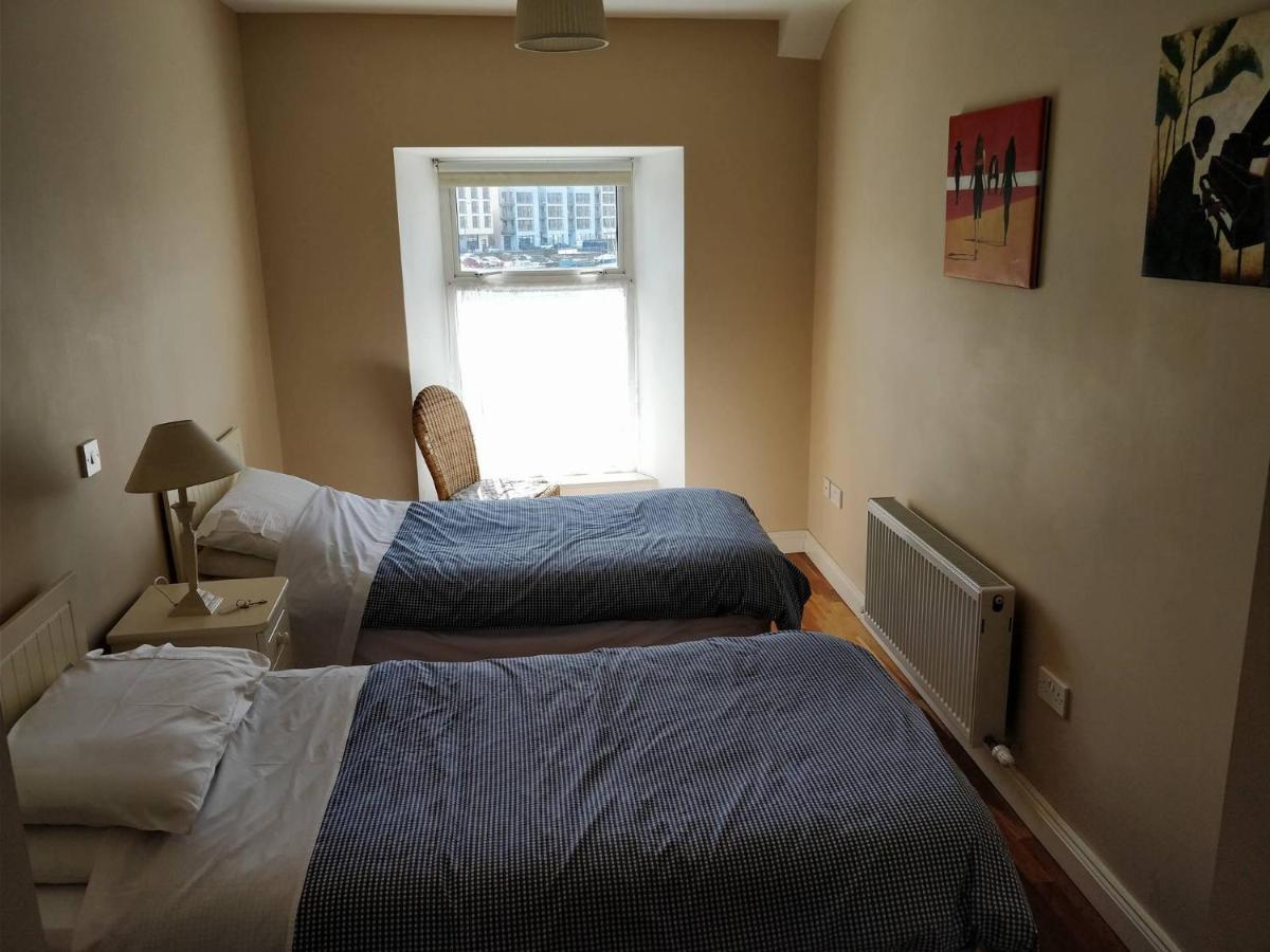 Barry'S Bed And Breakfast Бантри Екстериор снимка