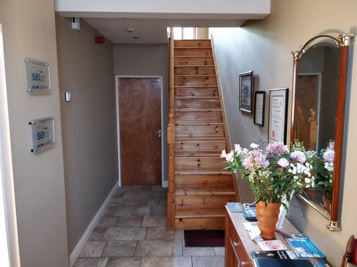 Barry'S Bed And Breakfast Бантри Екстериор снимка