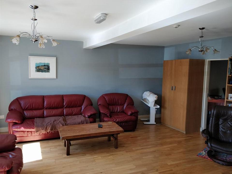 Barry'S Bed And Breakfast Бантри Екстериор снимка